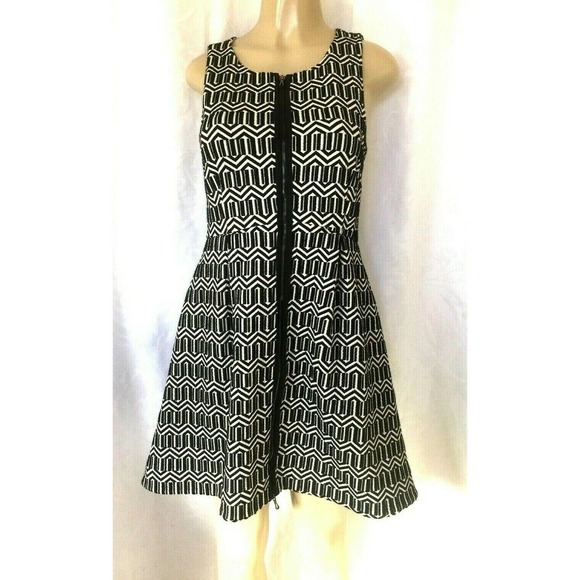 ANTHROPOLOGIE Leifsdottir Tonnelle Zip Front Dress - Picture 2 of 6